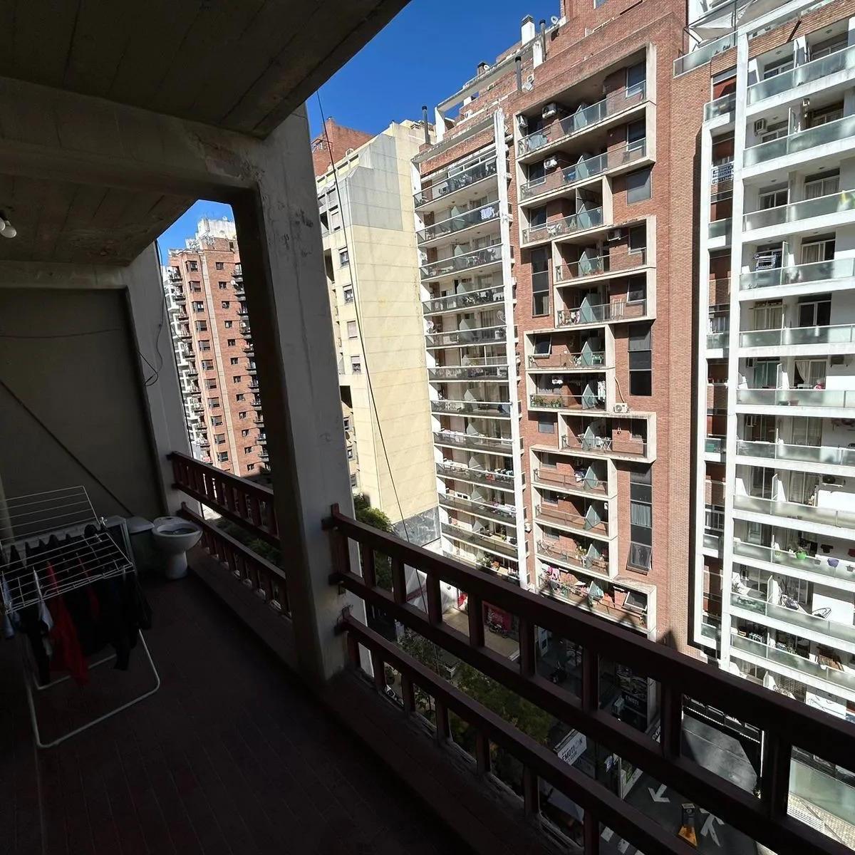 Departamento en Venta Nueva Córdoba 2 Dorm. 2 Baños con Cochera y Balcón 2