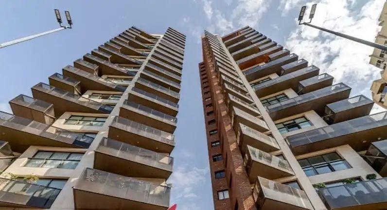 Departamento en Venta Plaza Espala 5 Dorm. 6 Baños con Balcon 4