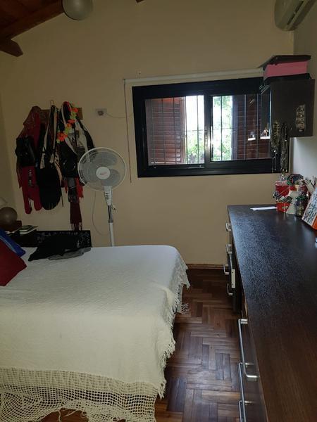 Casa Lomas de San Martín 4 Dorm. 3 Baños Cochera Pileta 5