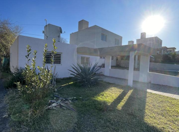Casa en complejo Los Algarrobos en Villa Allende 1