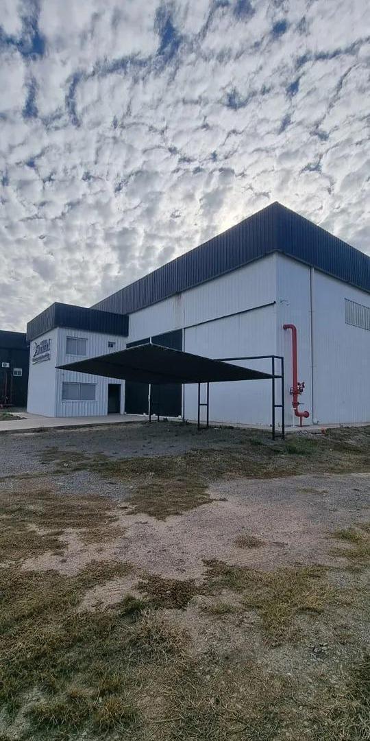Galpón en Venta Parque Industrial Polo 52 de  3046 m2  Equipado y con Financiación