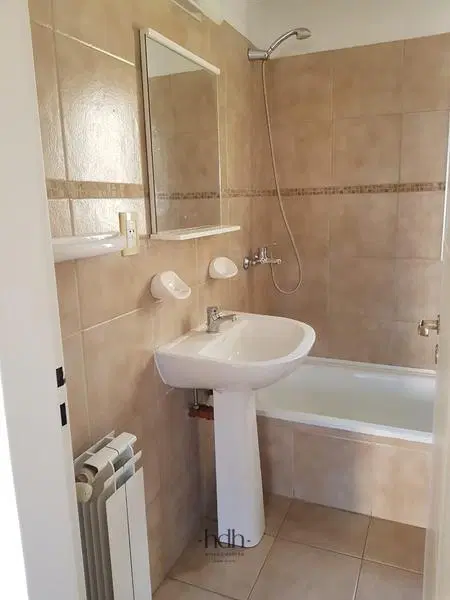 Alquiler departamento de 2 Dormitorios 2 baños con balcón en B General Paz 2