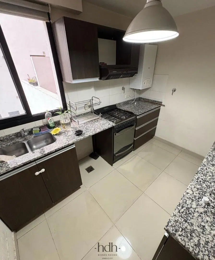Departamento venta 2 dormitorios 2 baños con balcon cocina nueva cordoba 5
