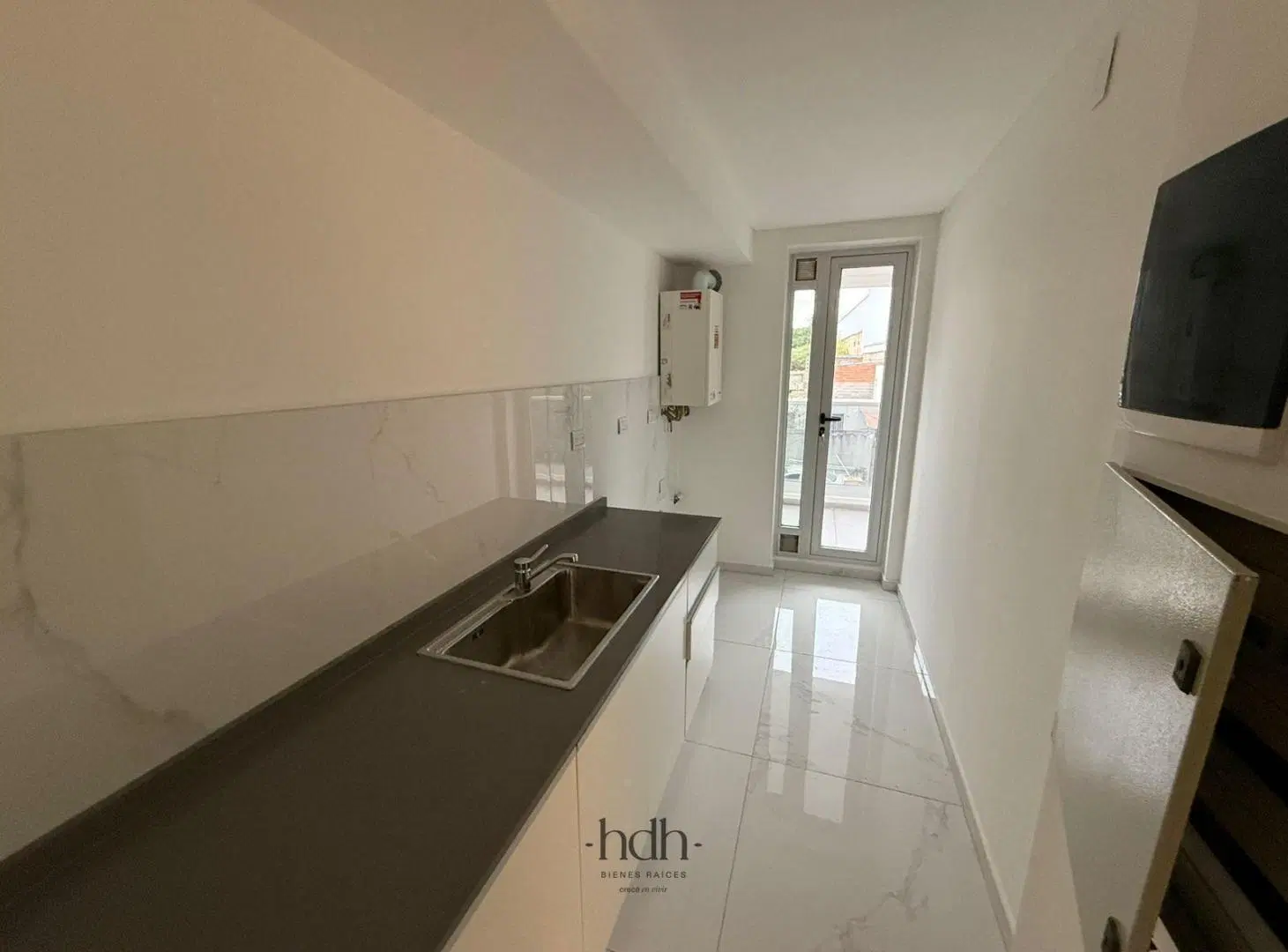 Departamento de 2 dormitorios 2 baños en Venta con amenities de categoría en Alto Alberdi 3
