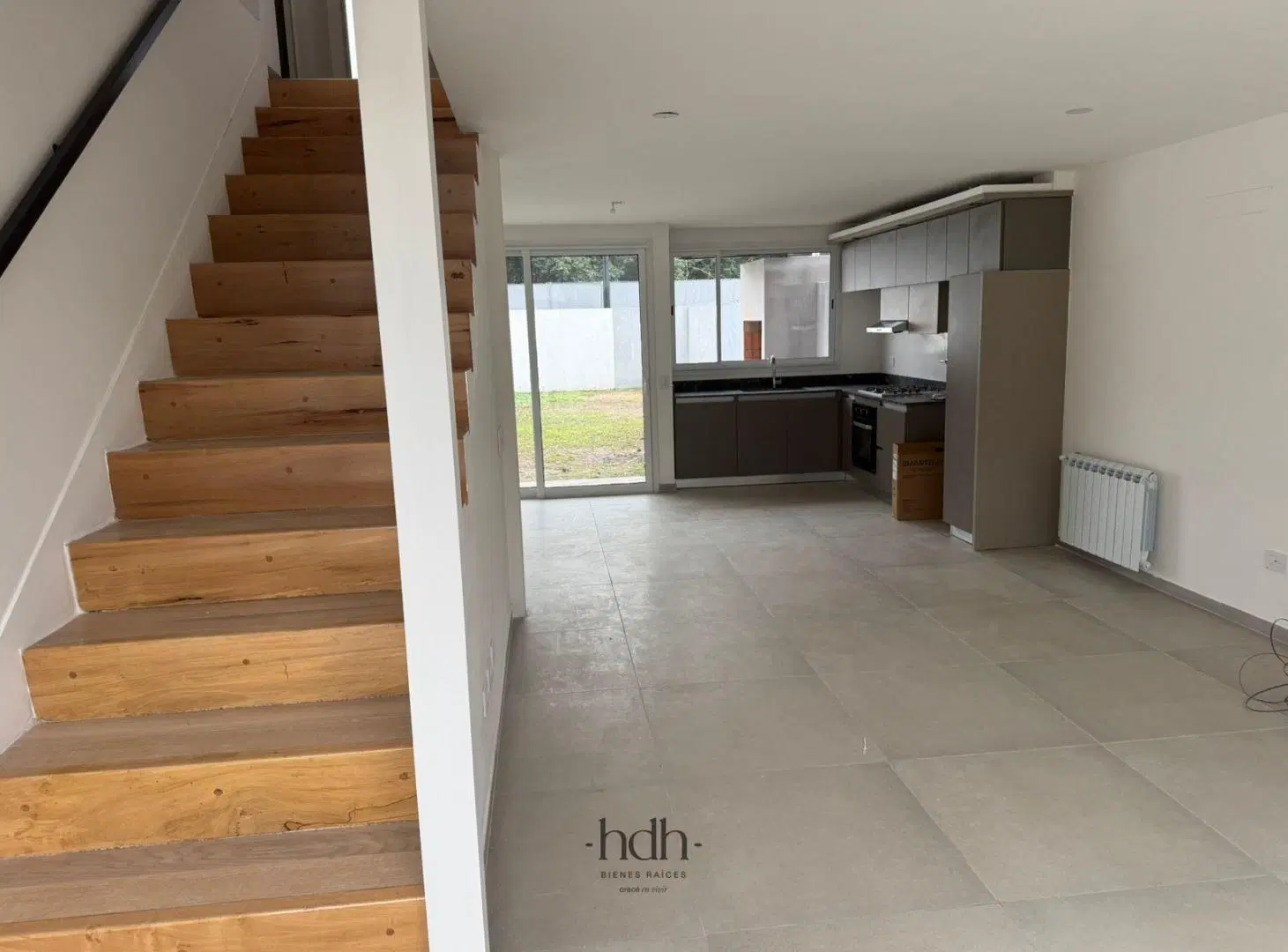 Venta Casa Duplex de 3 dormitorios en housing con amenities seguridad 24 hs 2