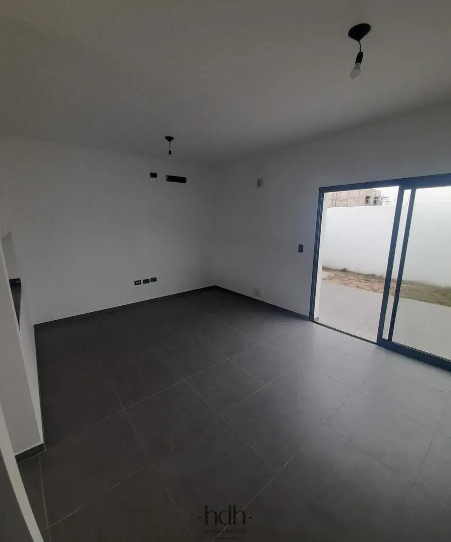Duplex alquiler 2 dormitorios 1 baño con patio Quebrada de Manantiales 1