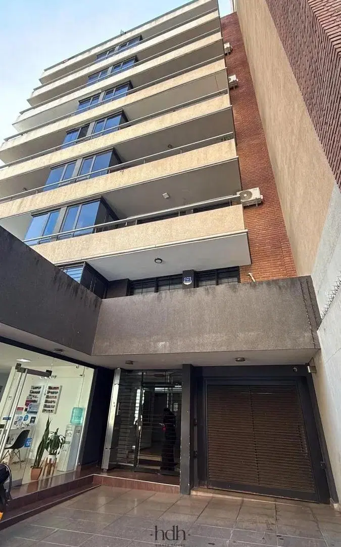 Departamento venta 2 dormitorios 2 baños 4