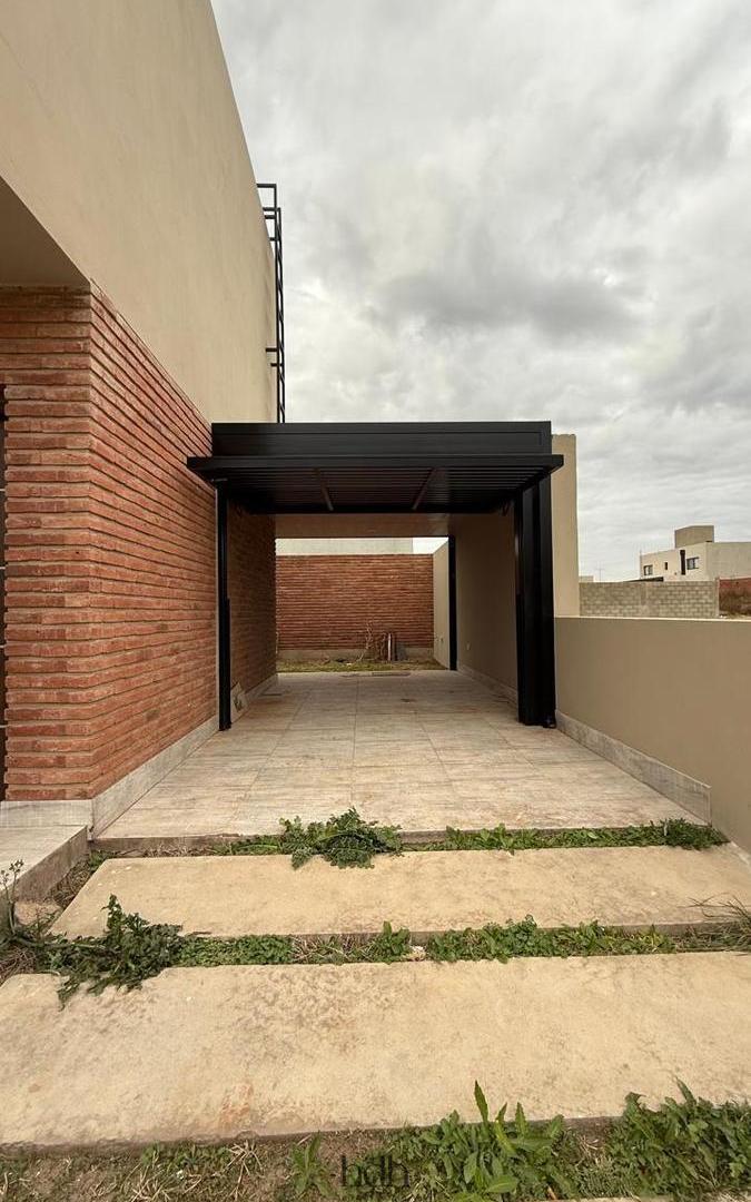 Foto de Casa en Docta Boulevard 2 dormitorios 2 baños patio seguridad, imagen 1