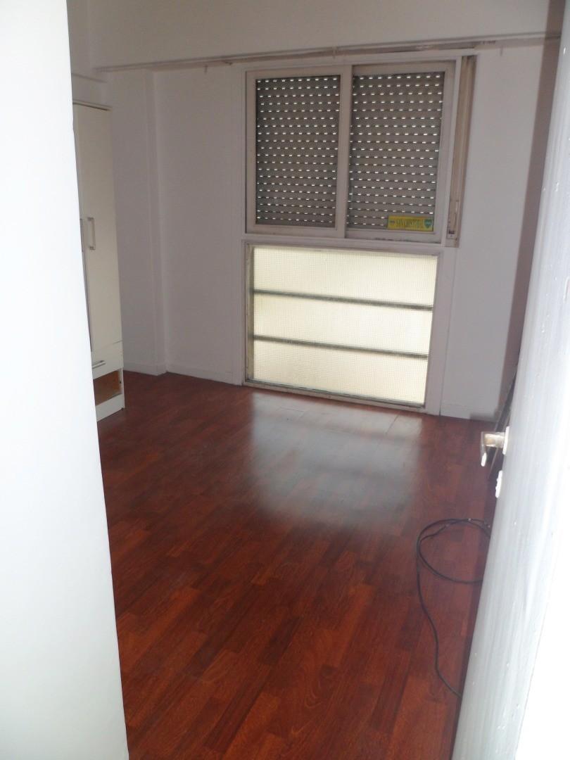 DEPARTAMENTO 2 AMBIENTES MUY LUMINOSO APTO PROFESIONAL