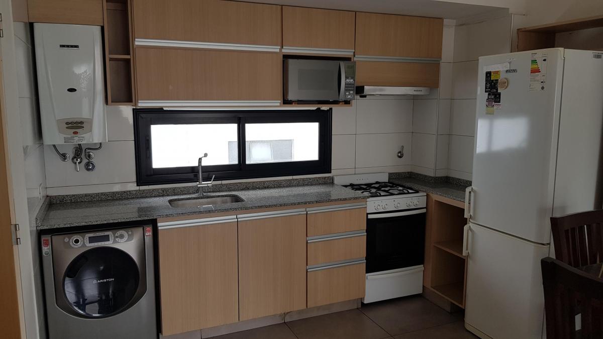 Departamento 2 Ambientes Semipiso Al Frente con Balcon Piso 8vo 1