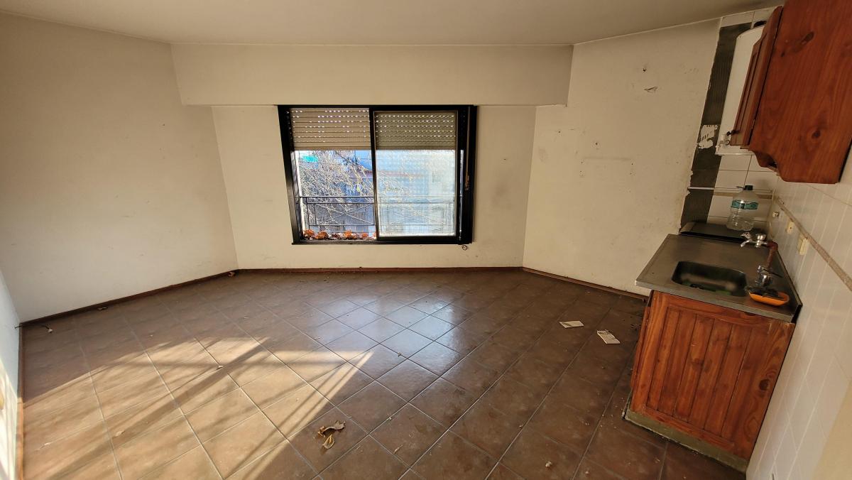 PH 3er Piso por Escalera Ideal Dos Familias o Inversor 2