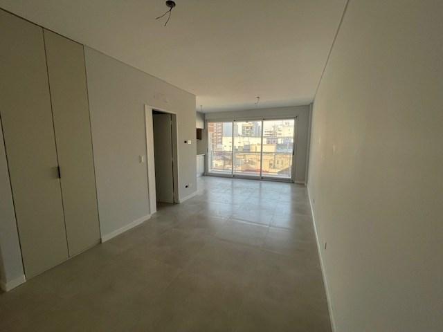 DEPARTAMENTO NONOAMBIENTE 5TO PISO AL FRENTE VISTA ABIERTA CON BALCON