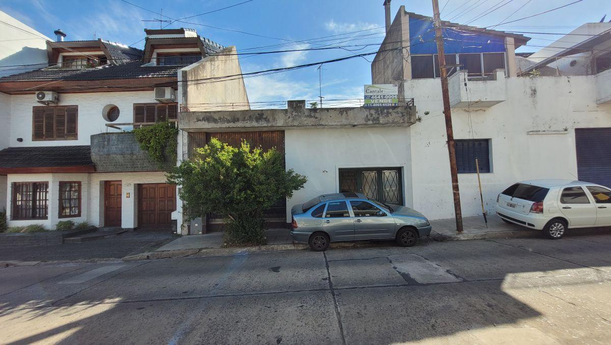CASA DE 3 AMBIENTES SOBRE LOTE DE LOTE 8.66 X 18