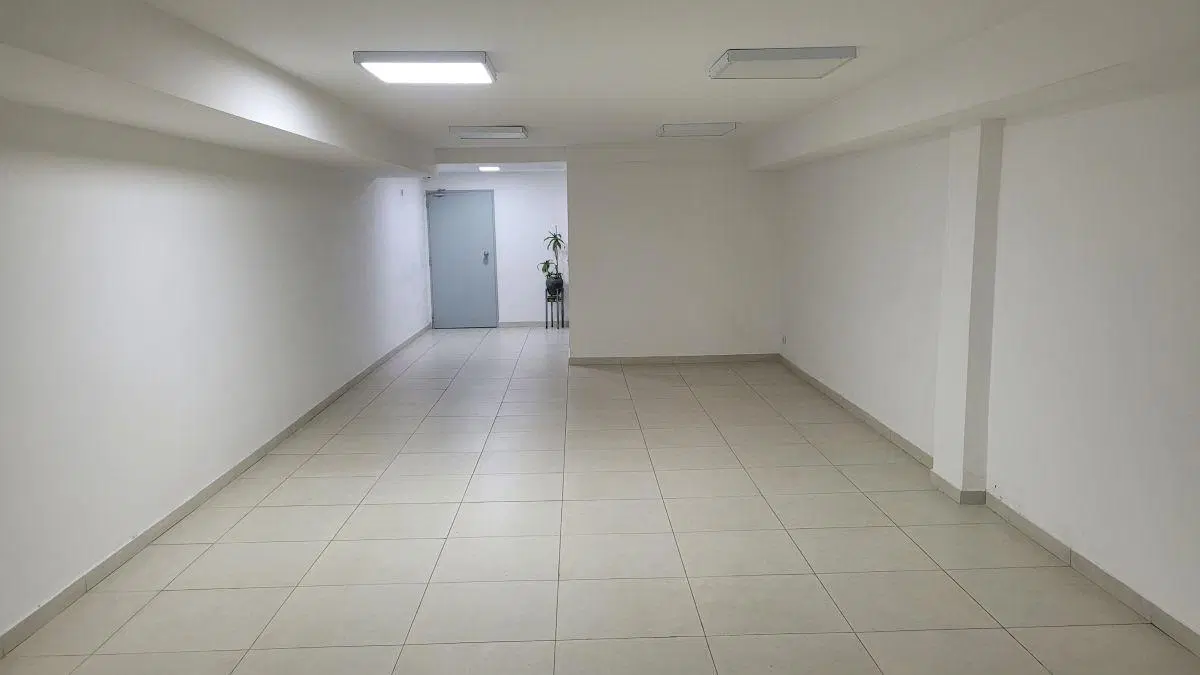 ESPECTACULAR MONOAMBIENTE CON PATIO INTERNO LUMINOSO 3ER PISO 5