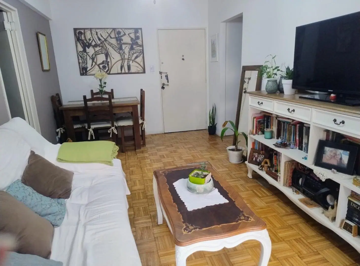 DEPARTAMENTO 2 AMBIENTES AL FRENTE CON BALCON 4