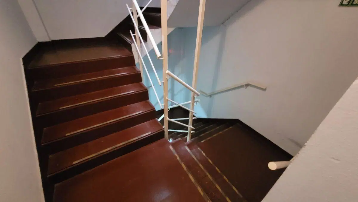 DEPARTAMENTO MONOAMBIENTE AL FRENTE CON BALCON 7MO PISO 1