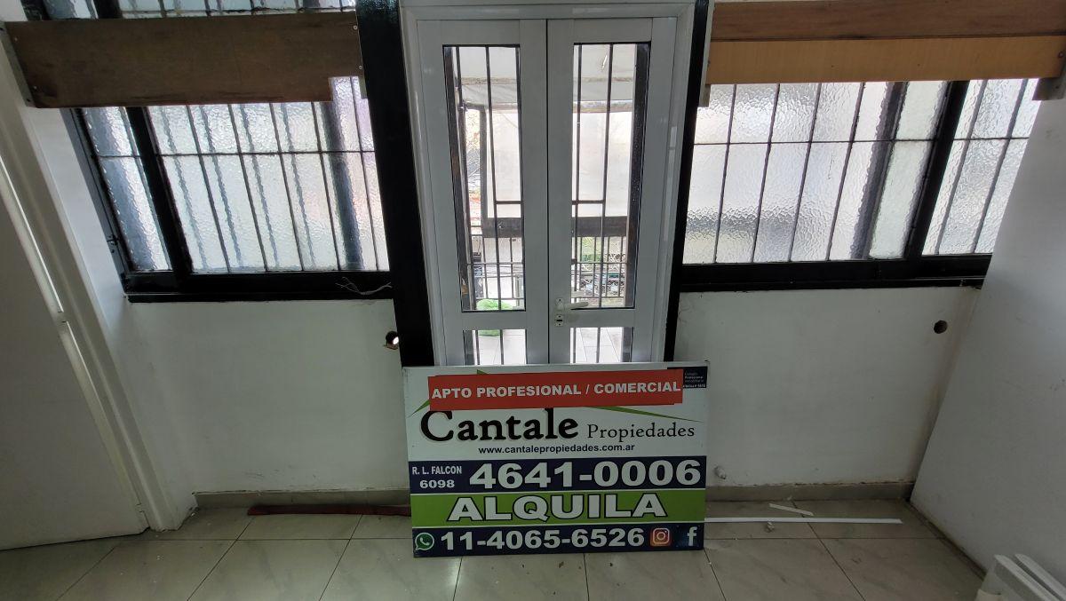 Foto de OFICINAS DE USO COMERCIAL O PROFESIONAL 1ER PISO POR ESCALERA, imagen 5