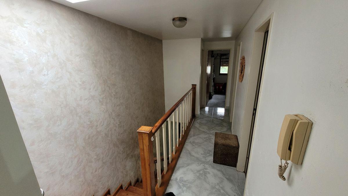 Foto de EXCELENTE DUPLEX 4 AMBIENTES CON COCHERA Y PATIO LOTE 4 X 22M, imagen 5