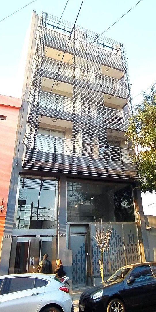 PALERMO - Monoambiente dividido/ balcón/ todo eléctrico