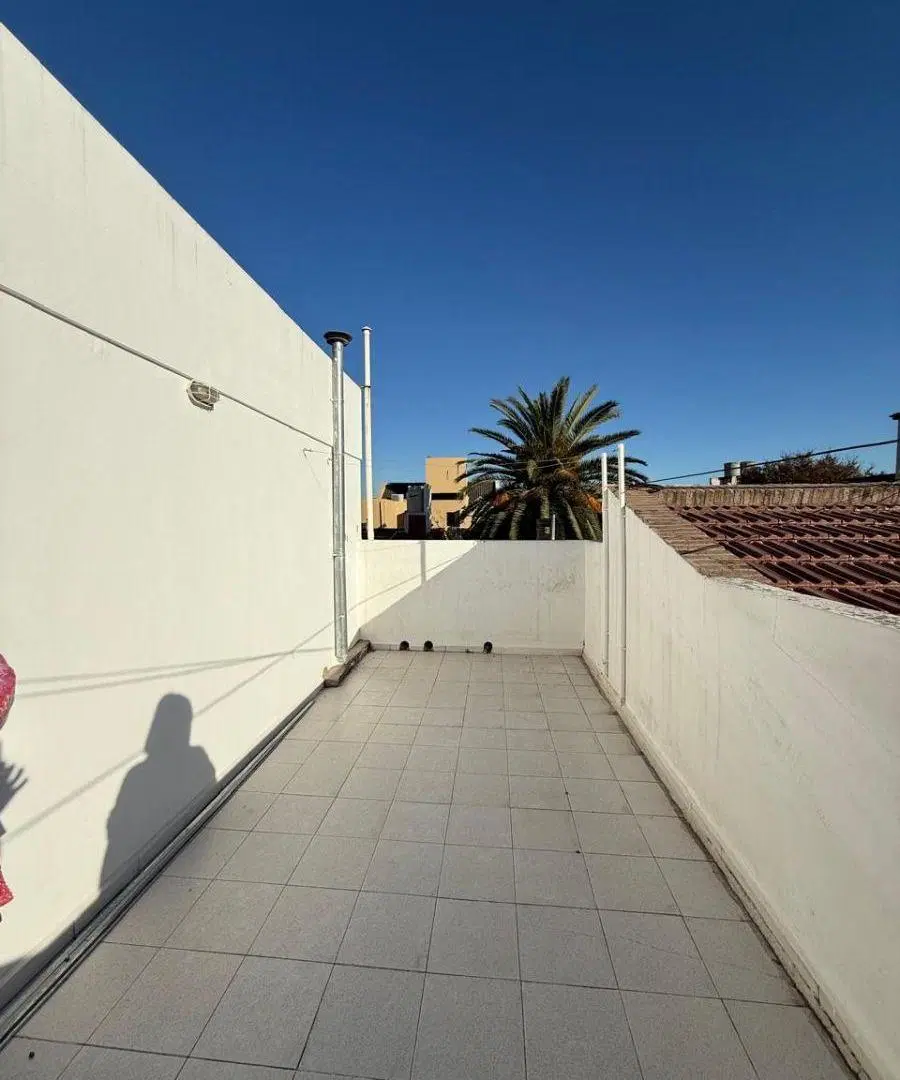 Venta - B° Poeta Lugones - Casa 2 Hab + Dpto 2 hab 2