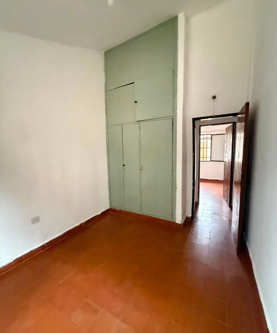 ALQUILER VICOR CASA 2 HAB CON PATIO E INGRESO VEHICULAR 3