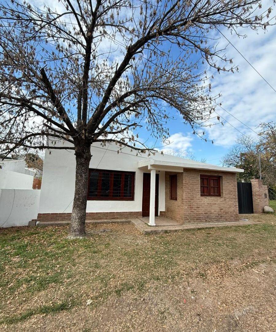 *VENTA UNQUILLO CASA 3 HAB APTO CREDITO ZONA CENTRICA*