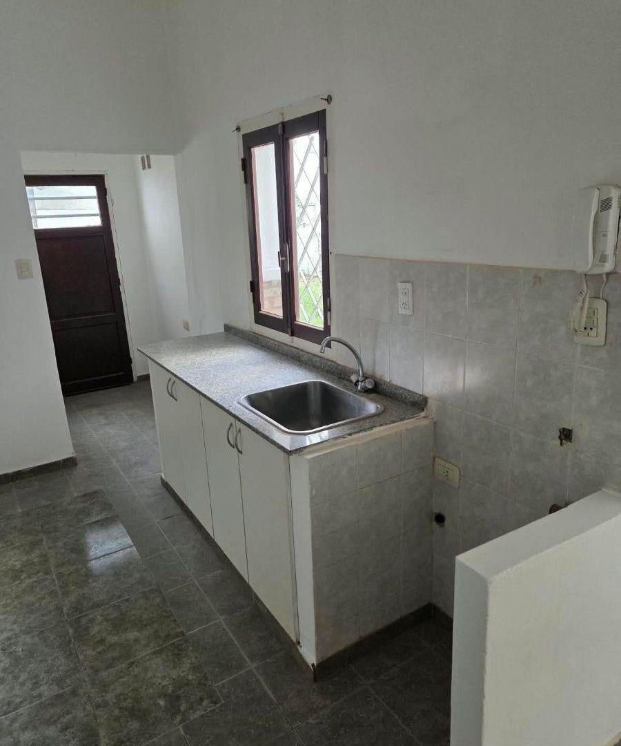 Foto de ALQUILER Bº GRAL PAZ - CASA 3 HAB - APTO USO COMERCIAL/ VIVIENDA, imagen 3