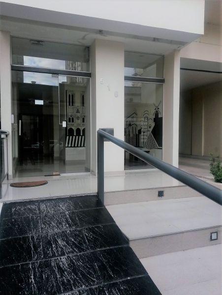 RETASADO!! Semipiso a estrenar en Quilmes Centro