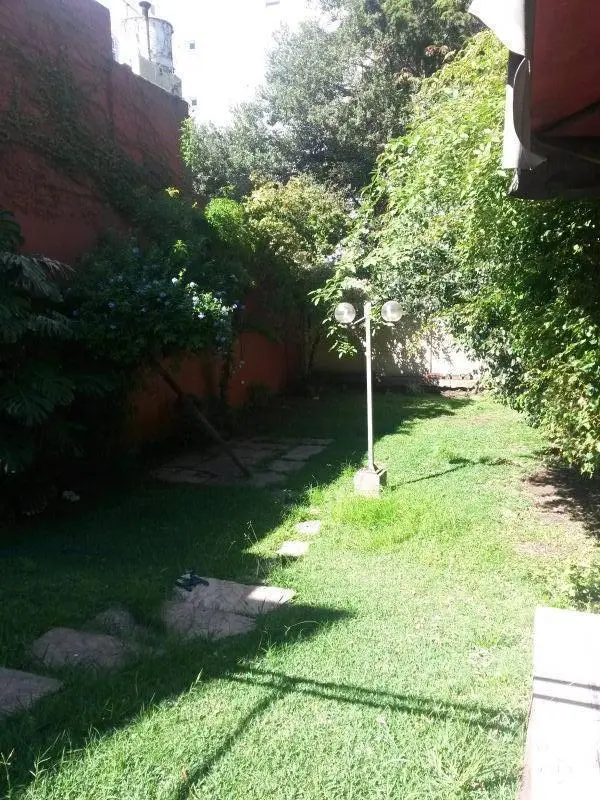 ALQUILER EXCLUSIVO COMERCIAL O PROFESIONAL 2