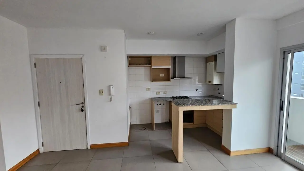 Departamento en alquiler con cochera- SUM 2