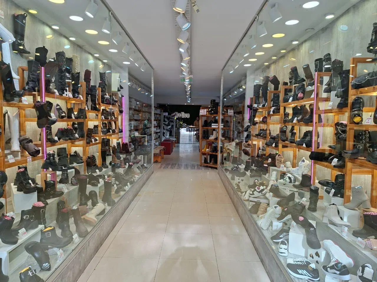 GRAN LOCAL EN ALQUILER 1