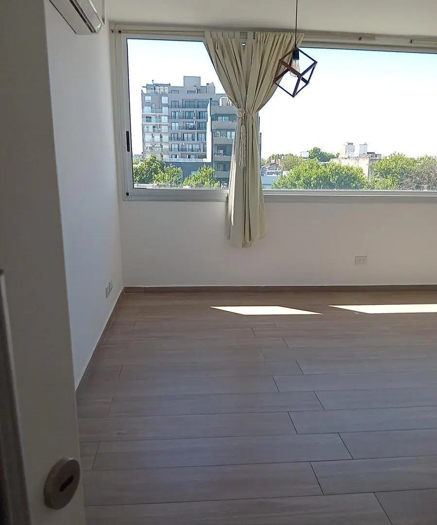Depto. dos ambientes con terraza propia. Como si vivieras en una casa pero en un edificio!! 5