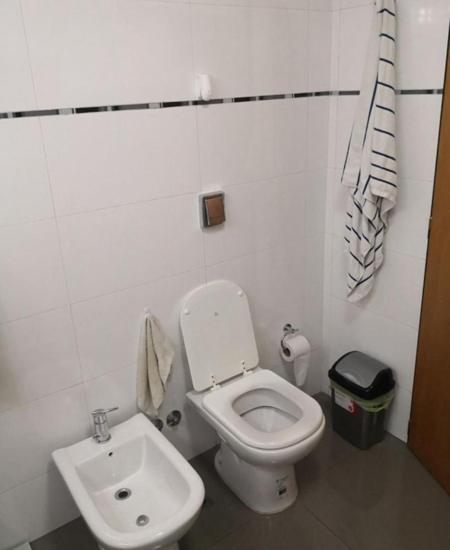 Excepcional Departamento 3 Ambientes con Cochera 2