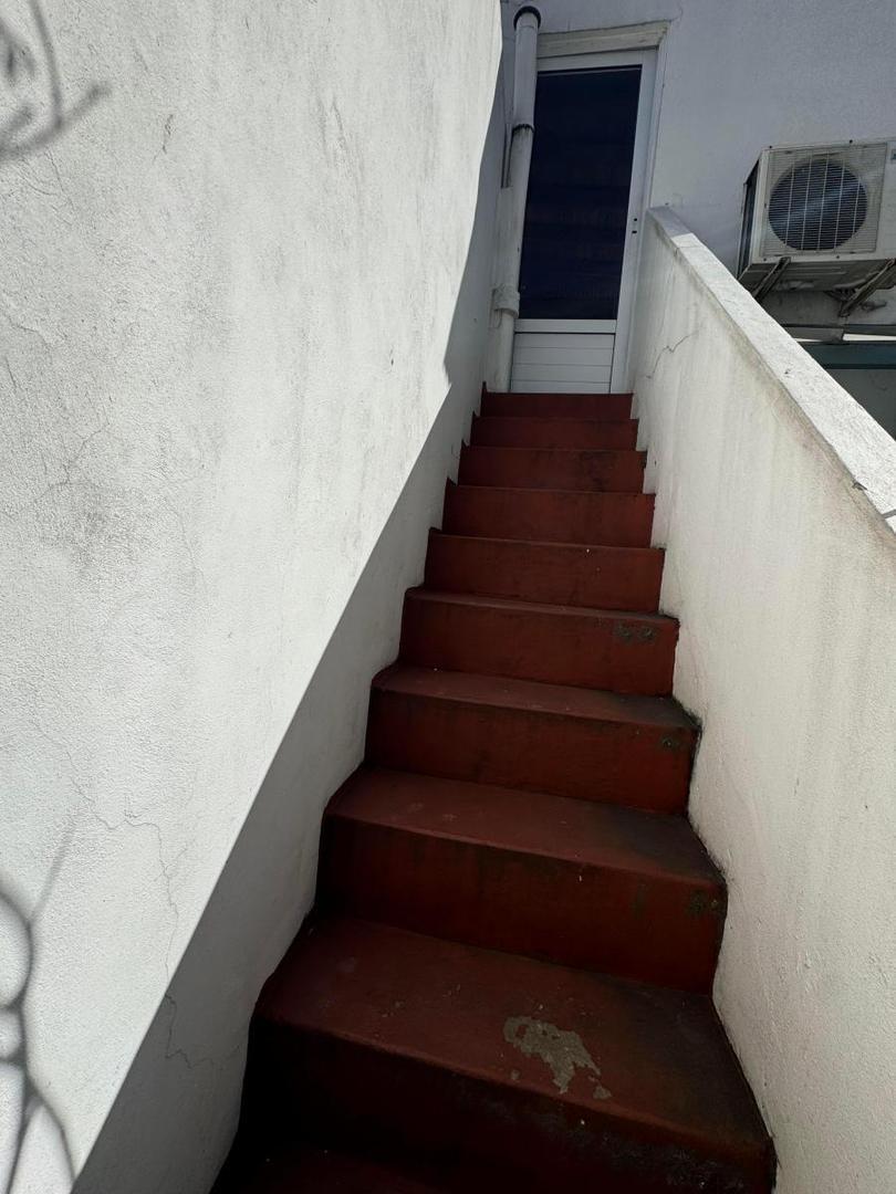 Venta Hermoso PH en Caballito 3