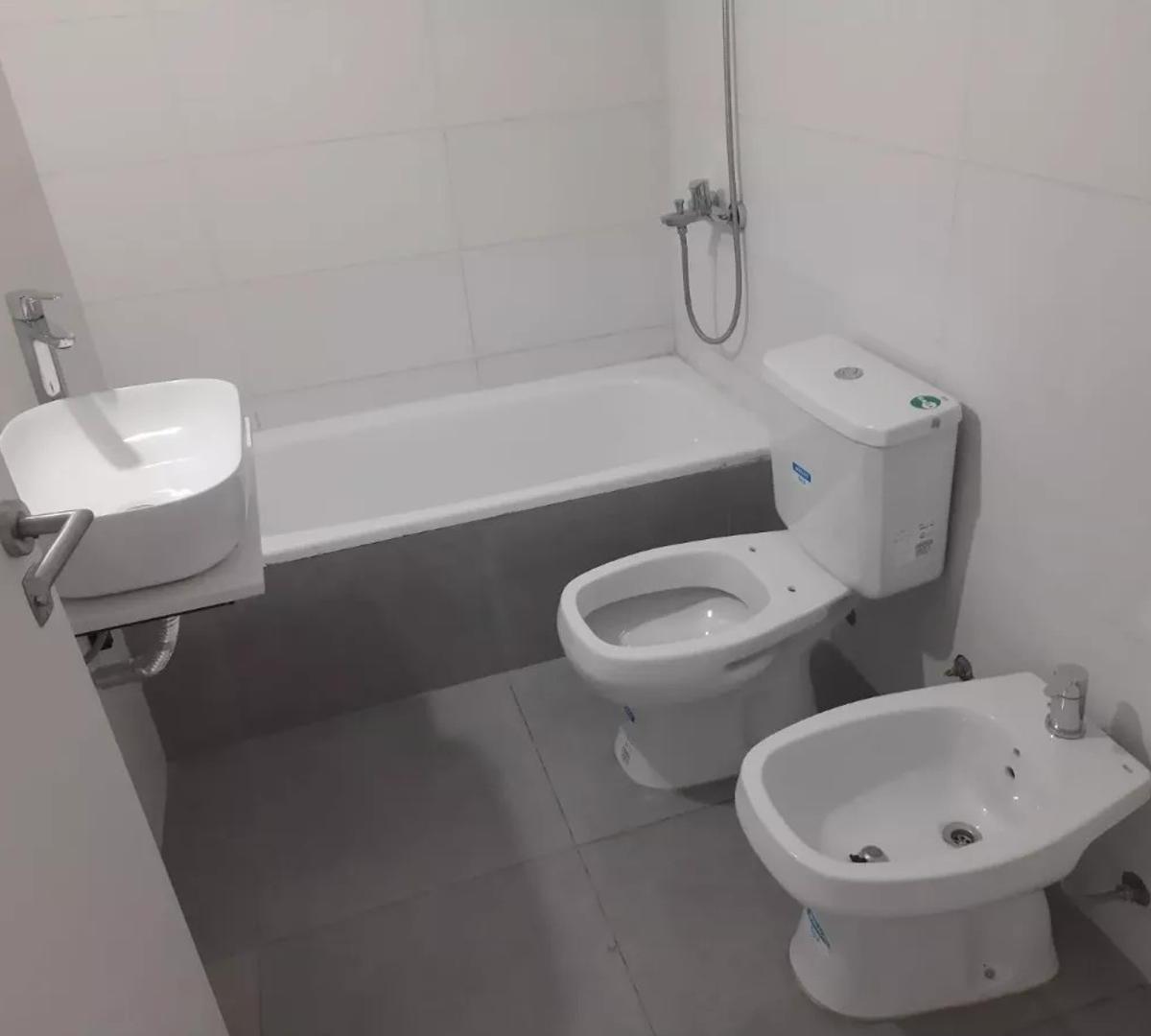 Venta Departamento Monoambiente Floresta 1