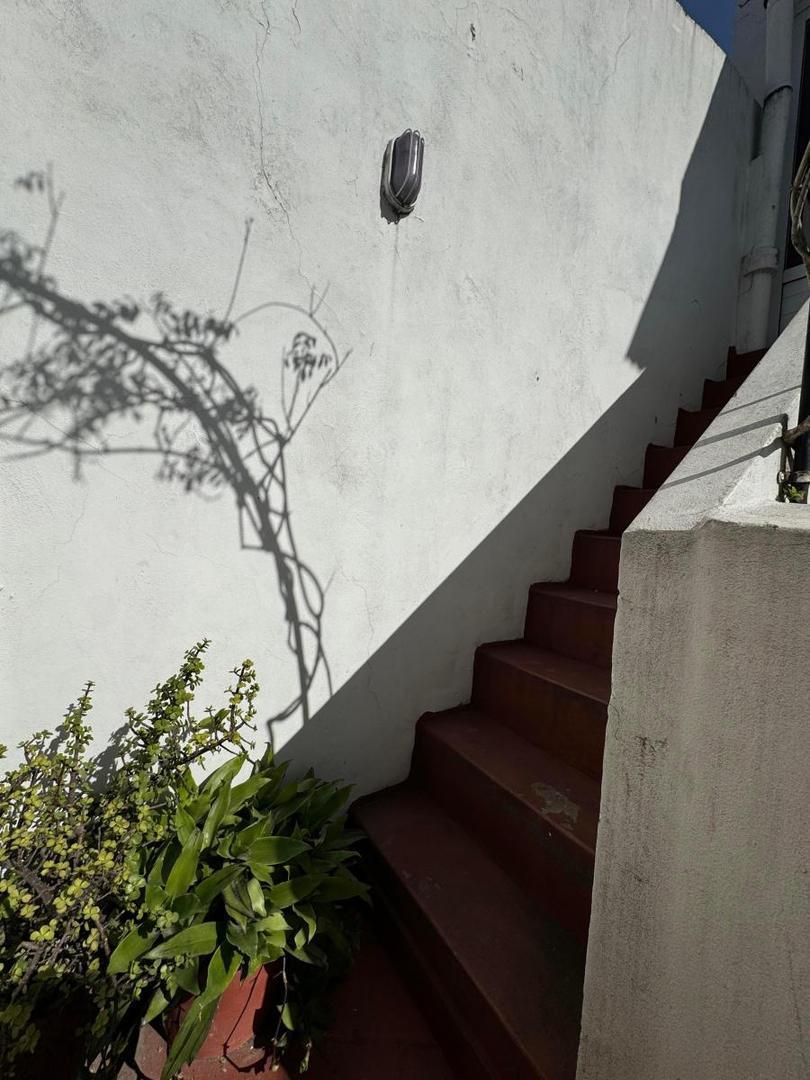 Venta Hermoso PH en Caballito 2