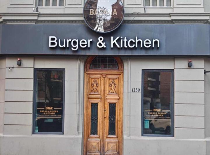 ALQUILER LOCAL COMERCIAL CABALLITO 3