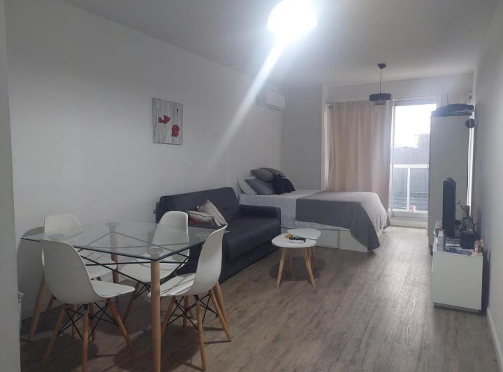 Alquiler Departamento Monoambiente con Pileta en Palermo 3
