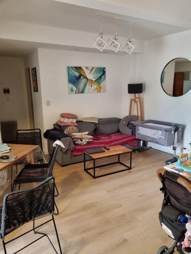 Venta Departamento 3 Ambientes con Baulera en Caballito