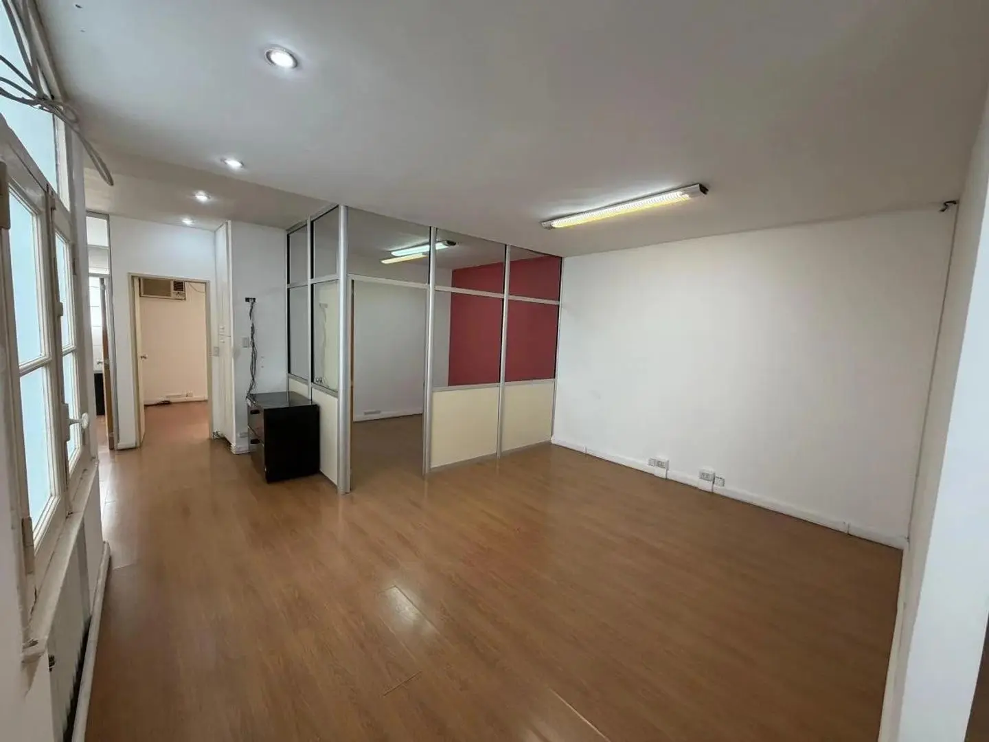 Alquiler de Oficina de Categoría 85m² en San Nicolás 5