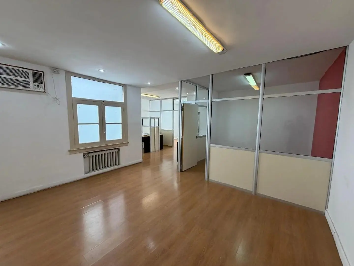 Alquiler de Oficina de Categoría 85m² en San Nicolás 4