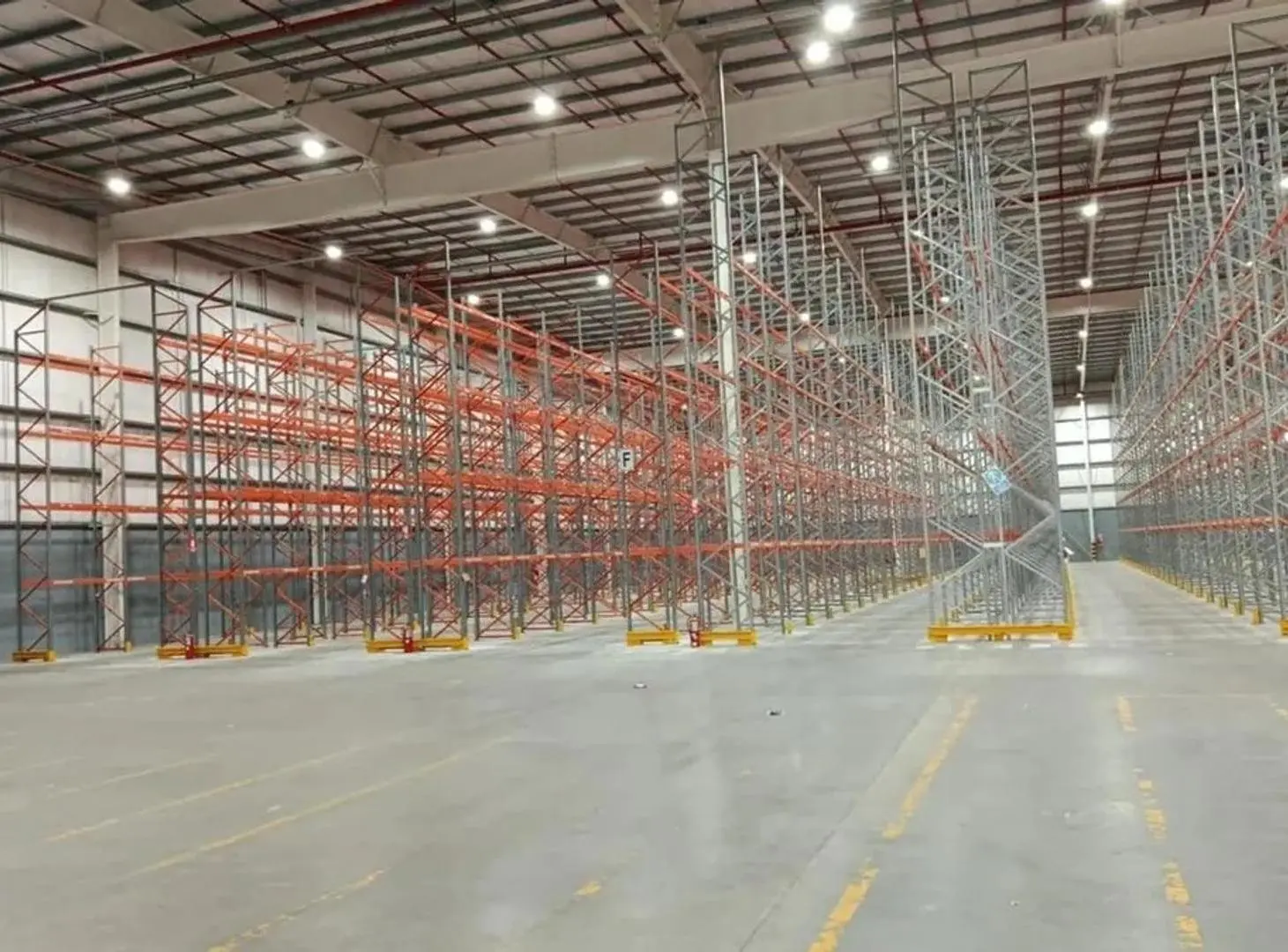 Alquiler de Nave Logística AAA de 6.600 m² en Tortuguitas 1