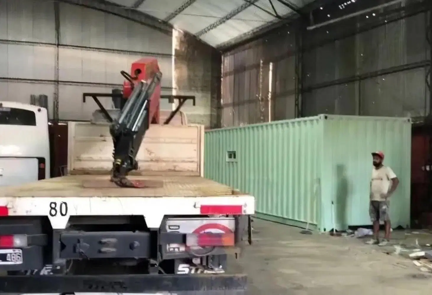 Alquiler de Galpón 1200m² en Zona Industrial Morón 2