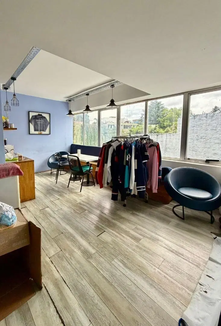 Oficina en Block / 340m2 + 8 coch / ascensor / sin expensas 3