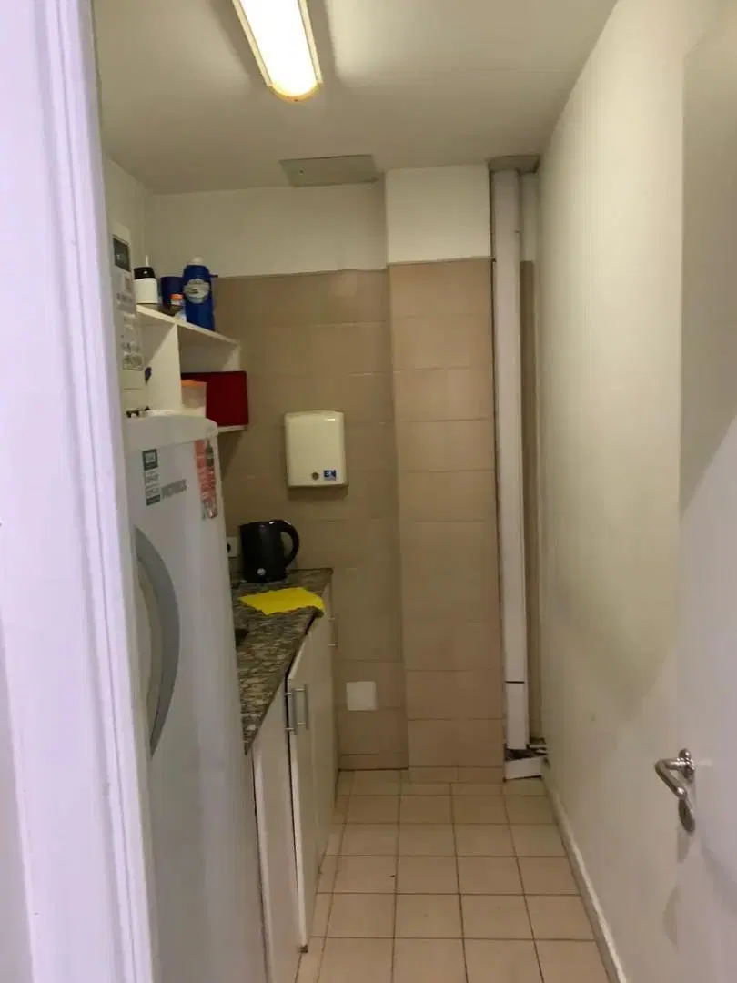Alquiler de Oficina de 170 m² al Frente en San Nicolás 2
