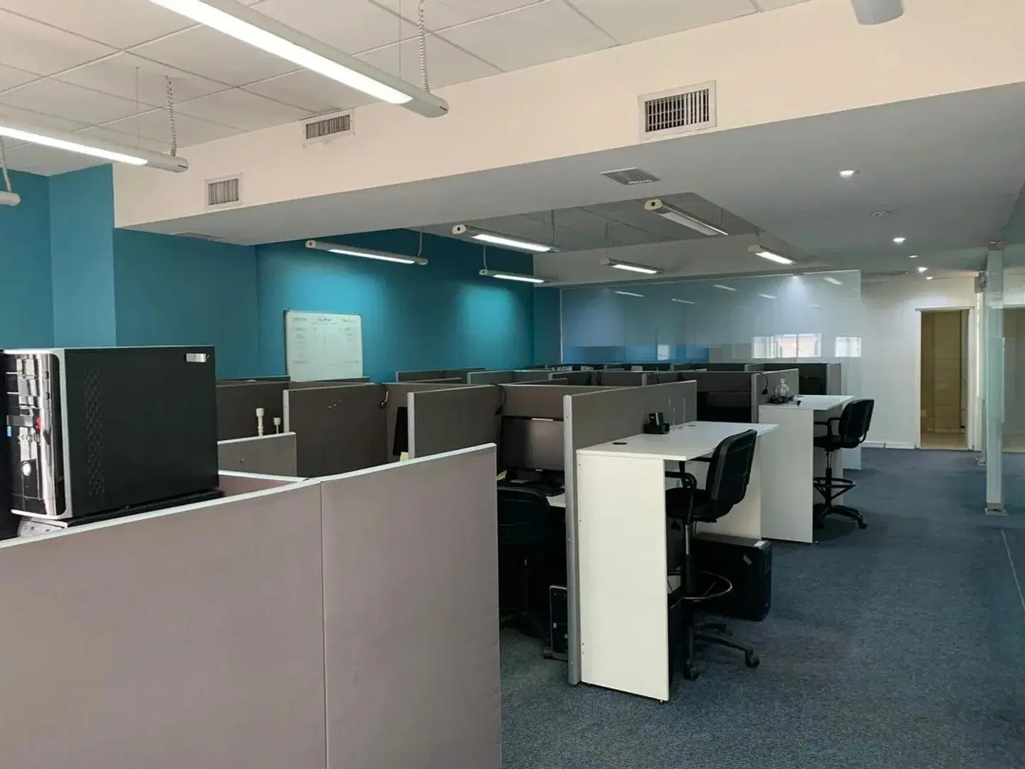 Alquiler de Oficina de 170 m² al Frente en San Nicolás 1