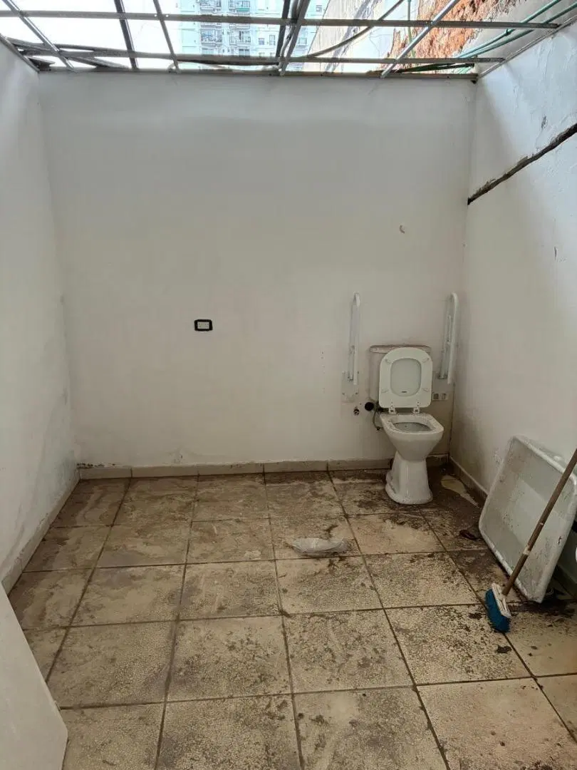 Alquiler de Galpón/Local Comercial de en Villa Santa Rita 2