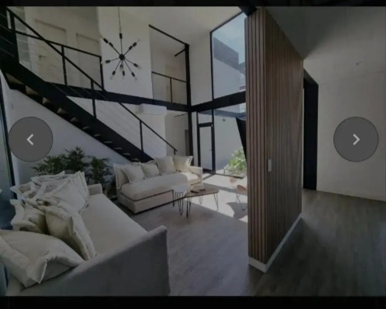 Venta de Casa Minimalista 5 Ambientes en Pilar 2