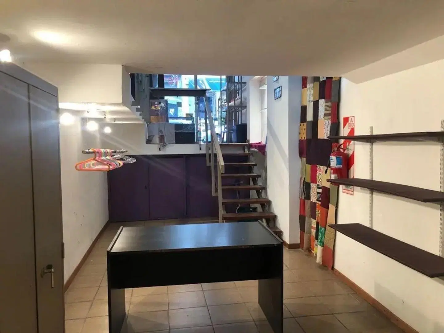 Alquiler de Local Comercial en Barrio Norte 2