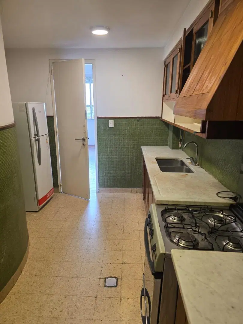 Venta Departamento 3 Ambientes con Dependencia Recoleta 5